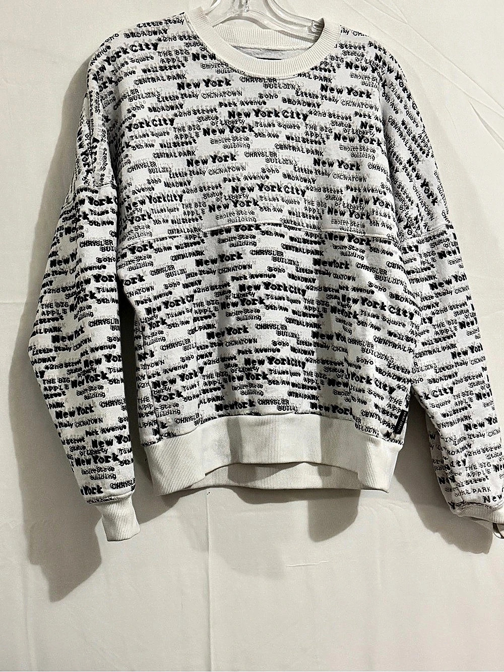 Spirit Jersey New York City Painted Cityscape Classic Spirit Jersey Sweatshirt